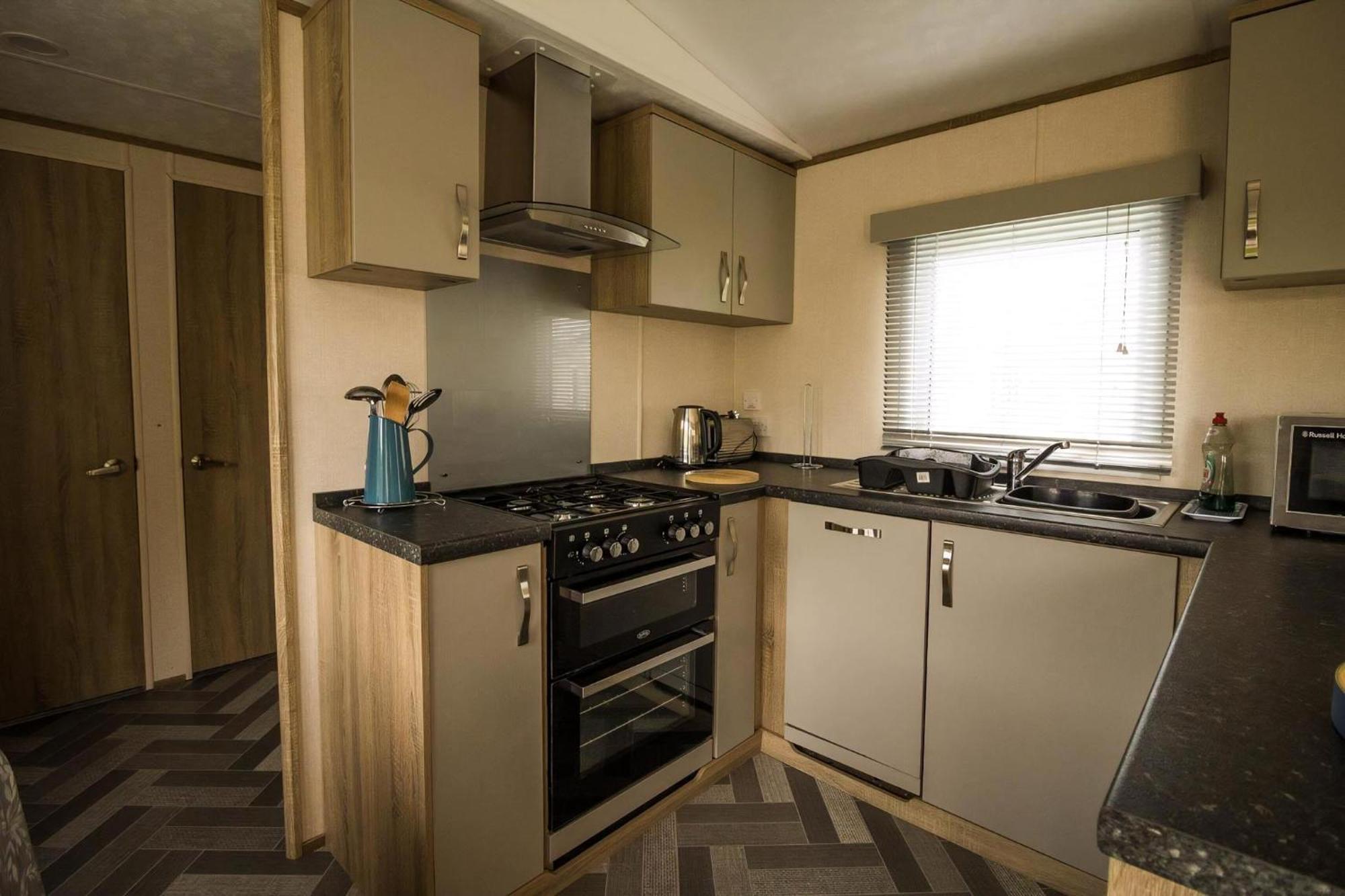 Beautiful 8 Berth Caravan At Heacham Beach In Norfolk Ref 21056C Exterior foto
